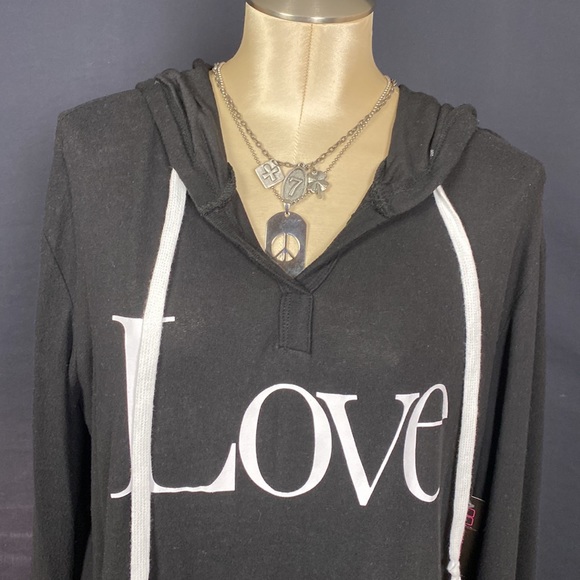 No Boundaries Light Weight LOVE Hooded Sweater - Picture 2 of 6